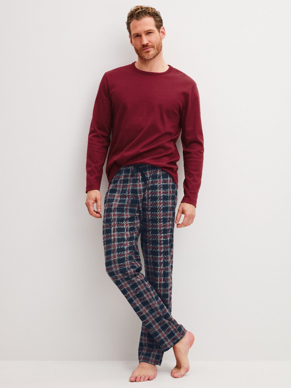CALIDA Family & Friends – Lange Damespyjama met Geruite Broek – Mars Red
