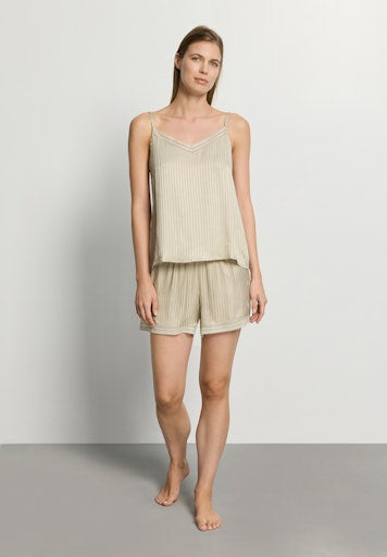 Hanro Sleep & Lounge set spaghettitop en korte broek in olive stem