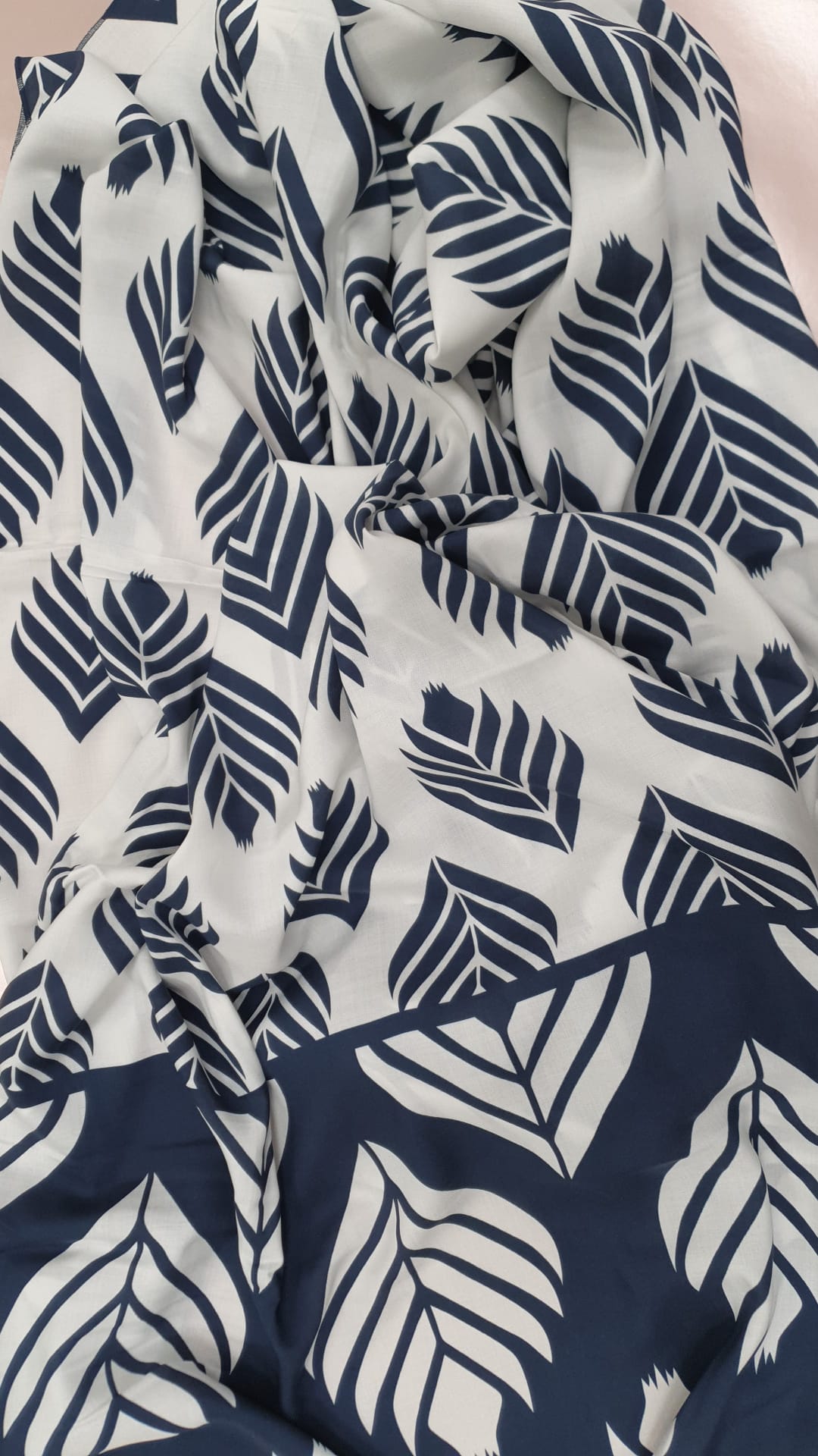 Tessy Habana pareo in blauw-wit
